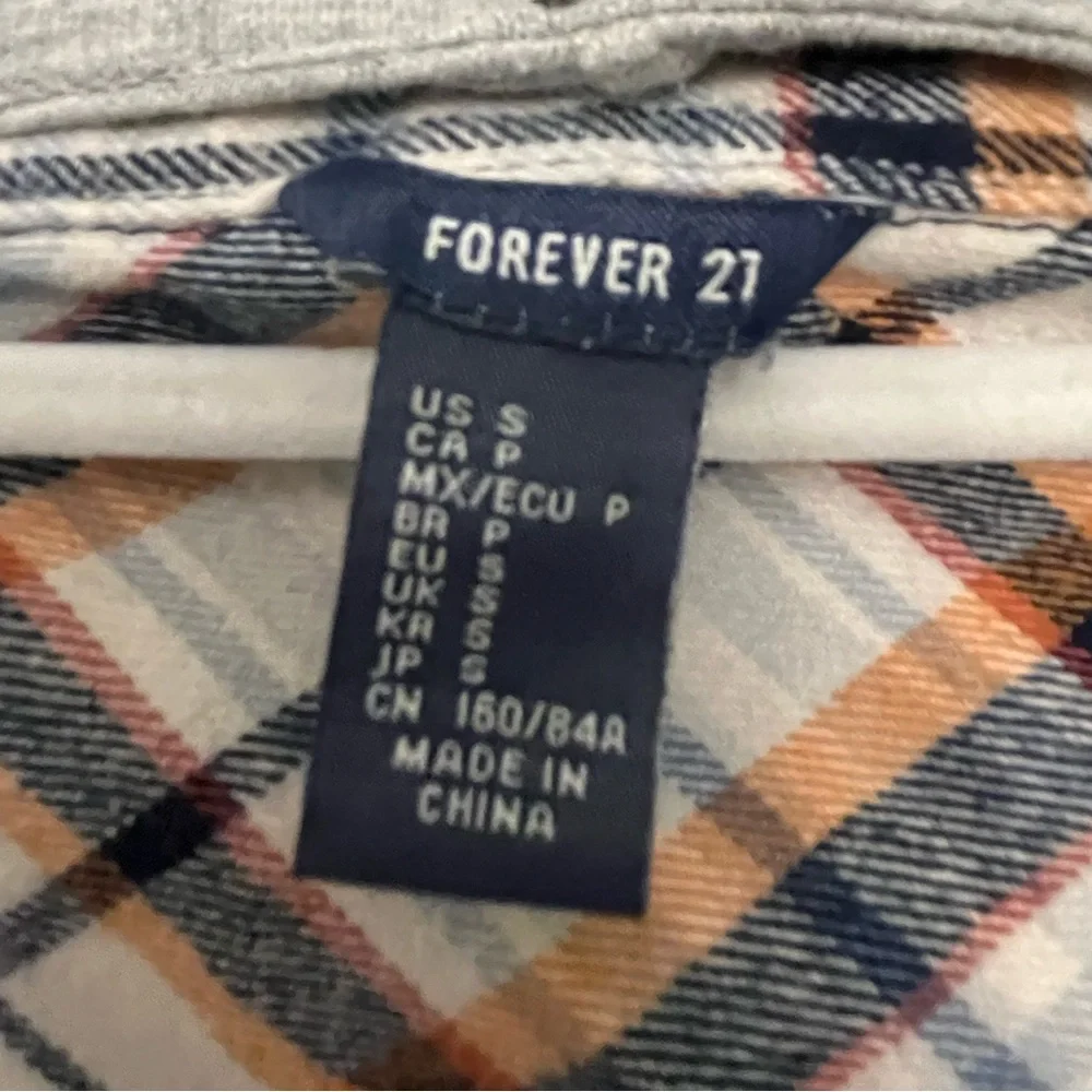 Forever 21 Plaid Hooded Shirt Jacket - Picture 3 of 4